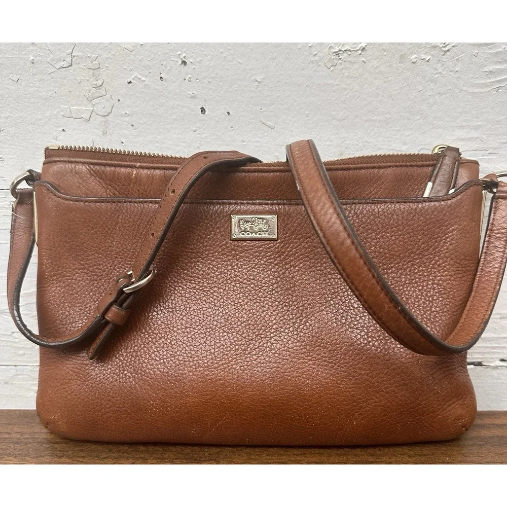 COACH MADISON BROWN LEATHER EAST WEST SWINGPACK BAG
